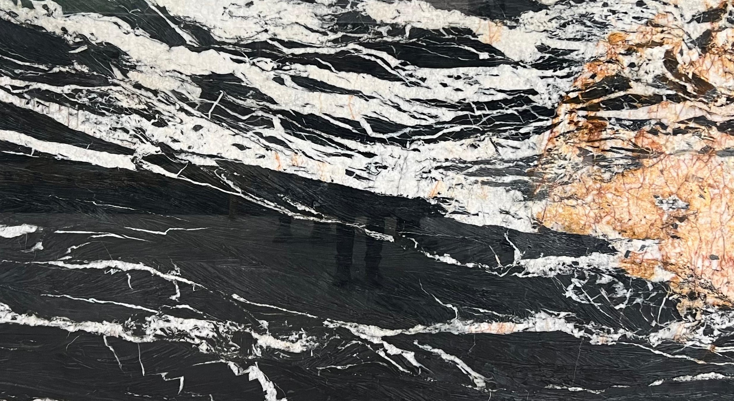BIANCO BLACK